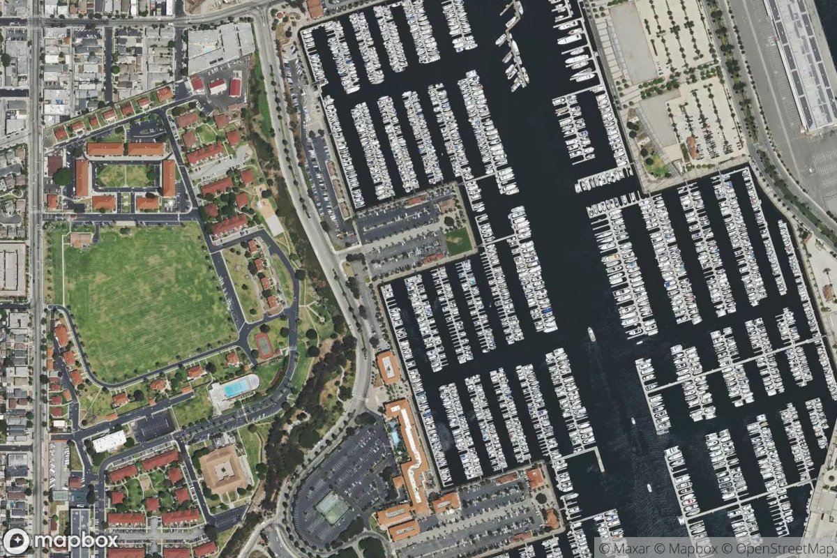 Satellite view of Berth 33 E