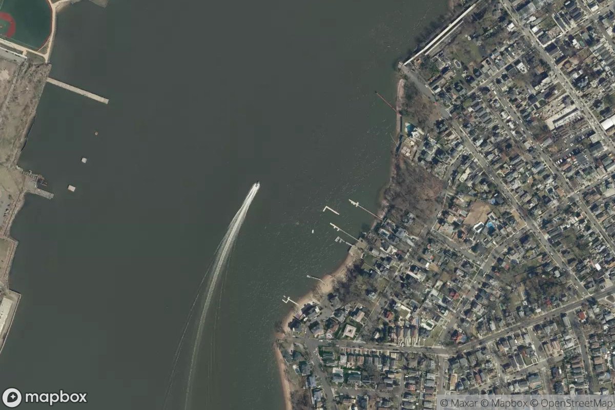 Satellite view of Marina at 40.5099, -74.2550