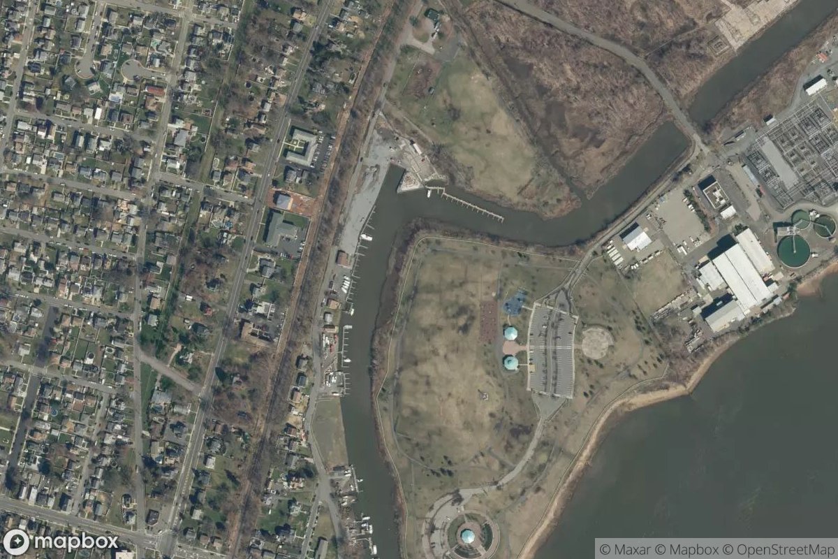 Satellite view of Marina at 40.5552, -74.2549