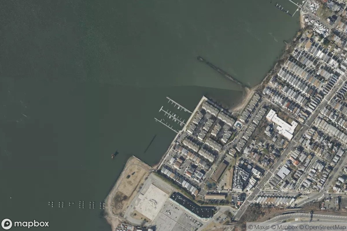 Satellite view of Marina at 40.6572, -74.1380