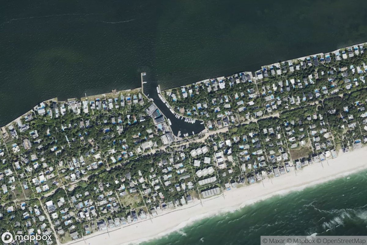 Satellite view of Marina at 40.6658, -73.0691