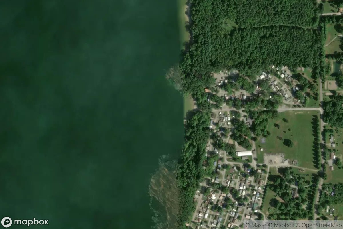 Satellite view of Marina at 41.0285, -80.9917