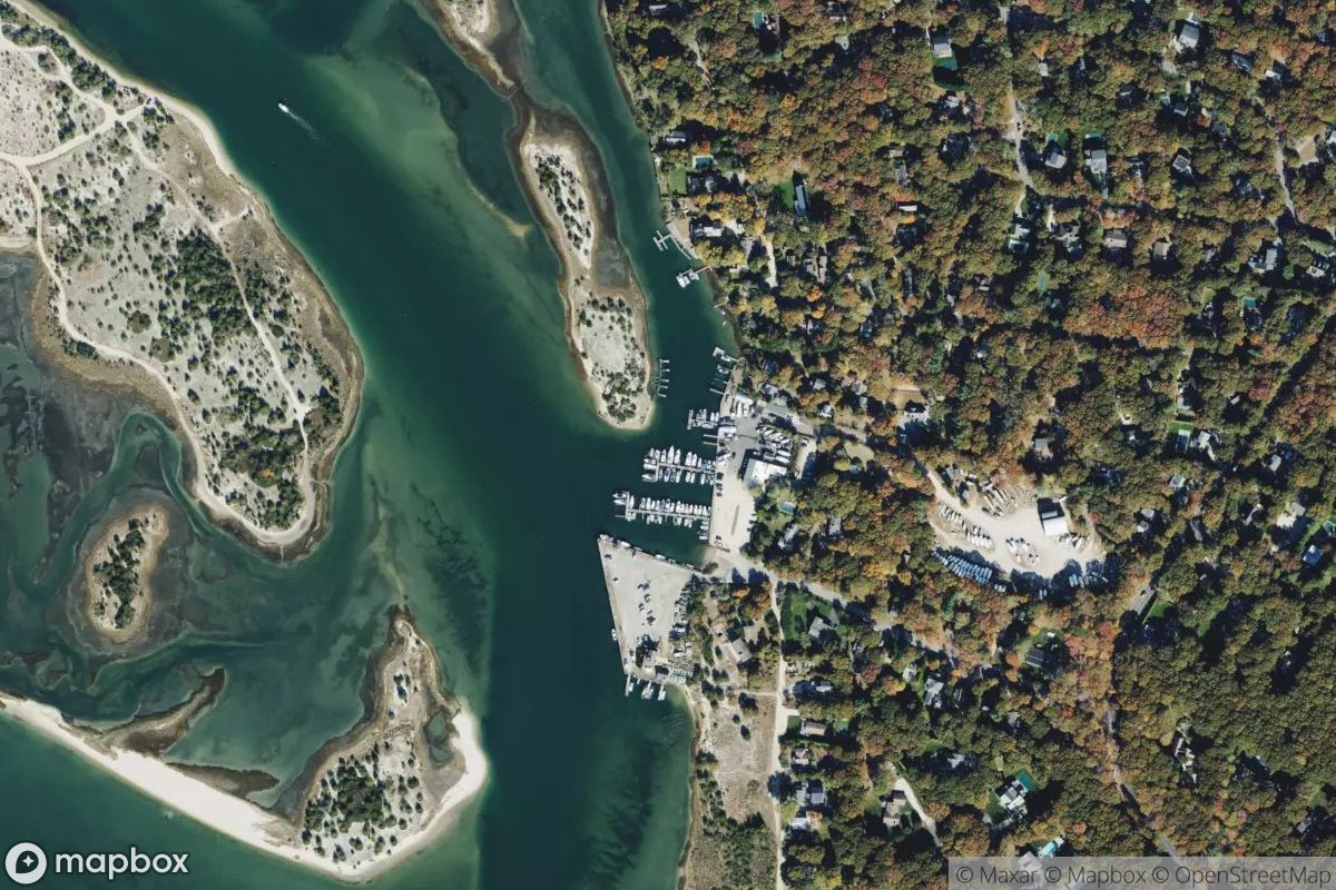 Satellite view of Marina at 41.0289, -72.1806
