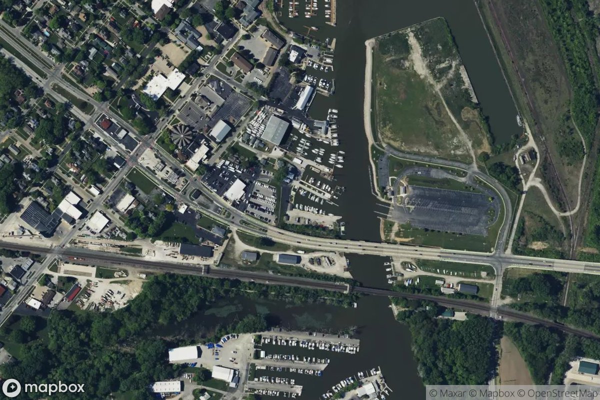 Satellite view of Marina at 41.3905, -82.5545