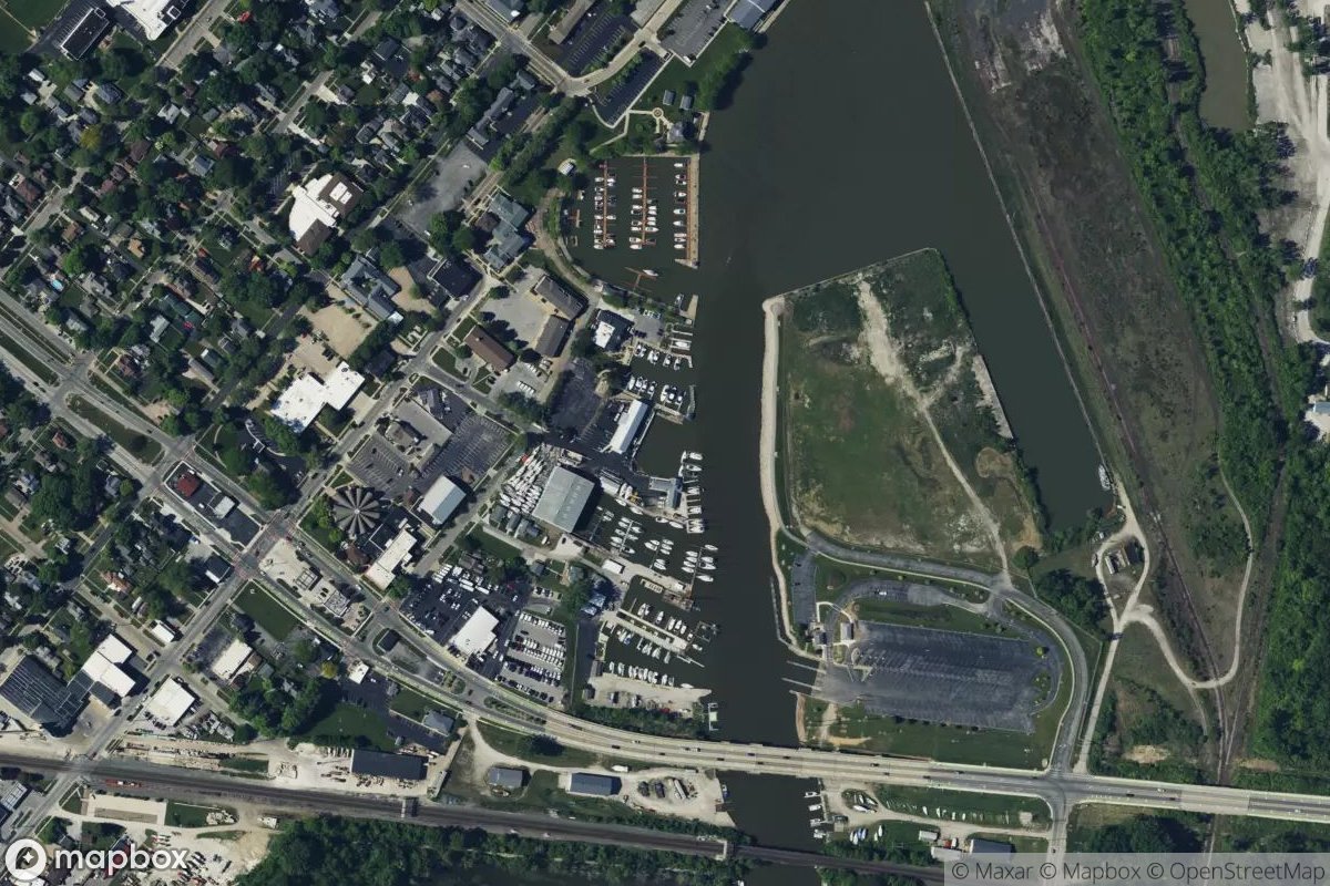 Satellite view of Marina at 41.3921, -82.5541