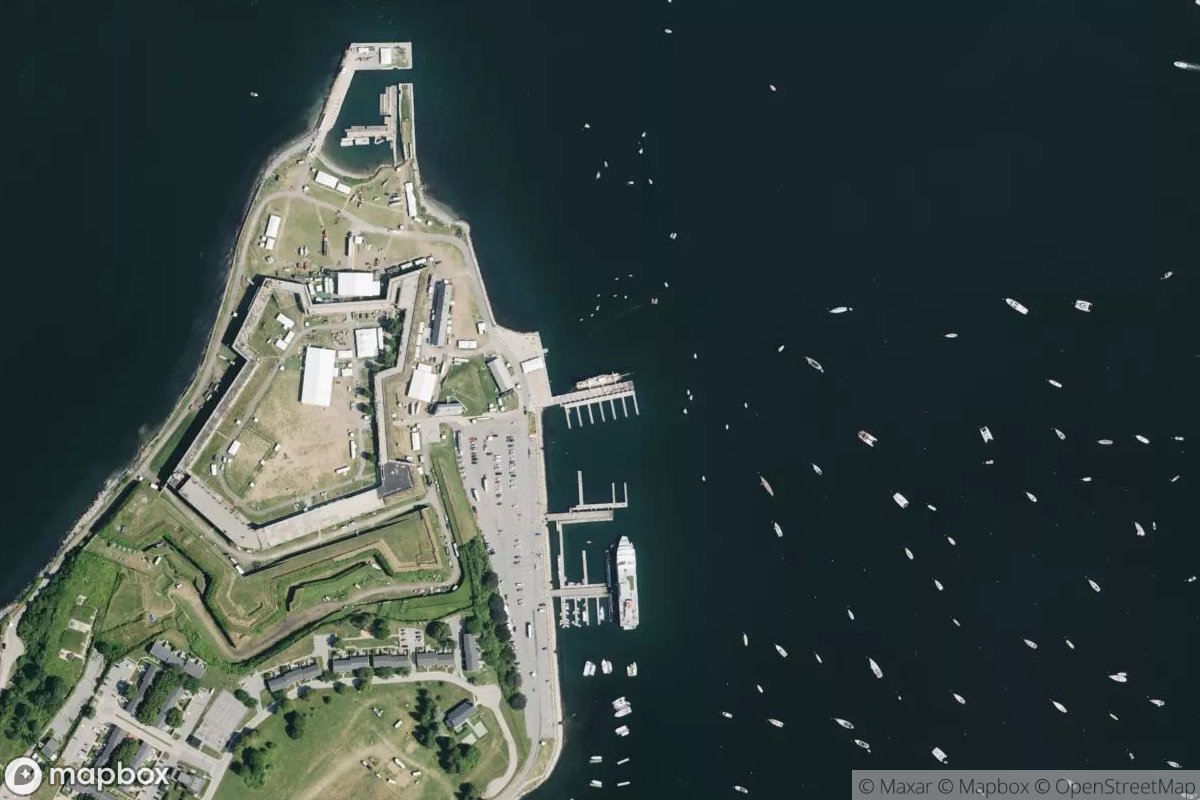 Satellite view of Marina at 41.4789, -71.3347