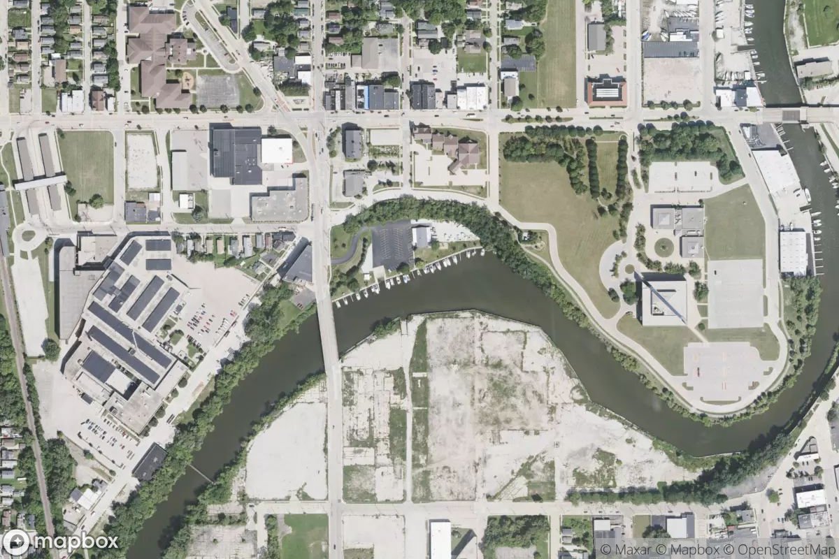 Satellite view of Marina at 42.7298, -87.7915