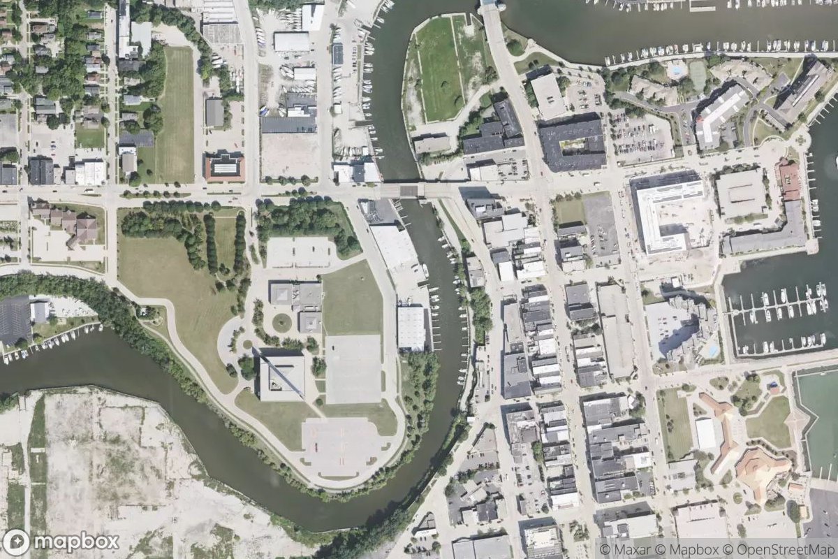 Satellite view of Marina at 42.7307, -87.7856