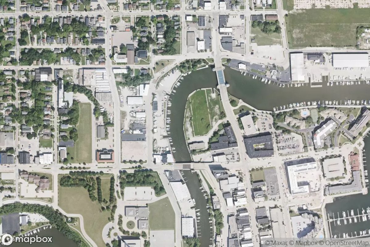 Satellite view of Marina at 42.7327, -87.7859