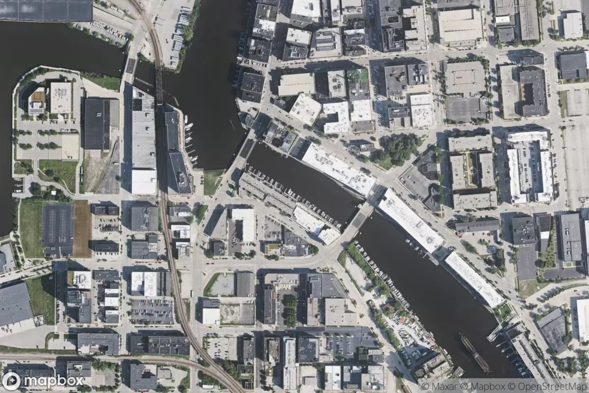 Satellite view of Marina at 43.0305, -87.9089