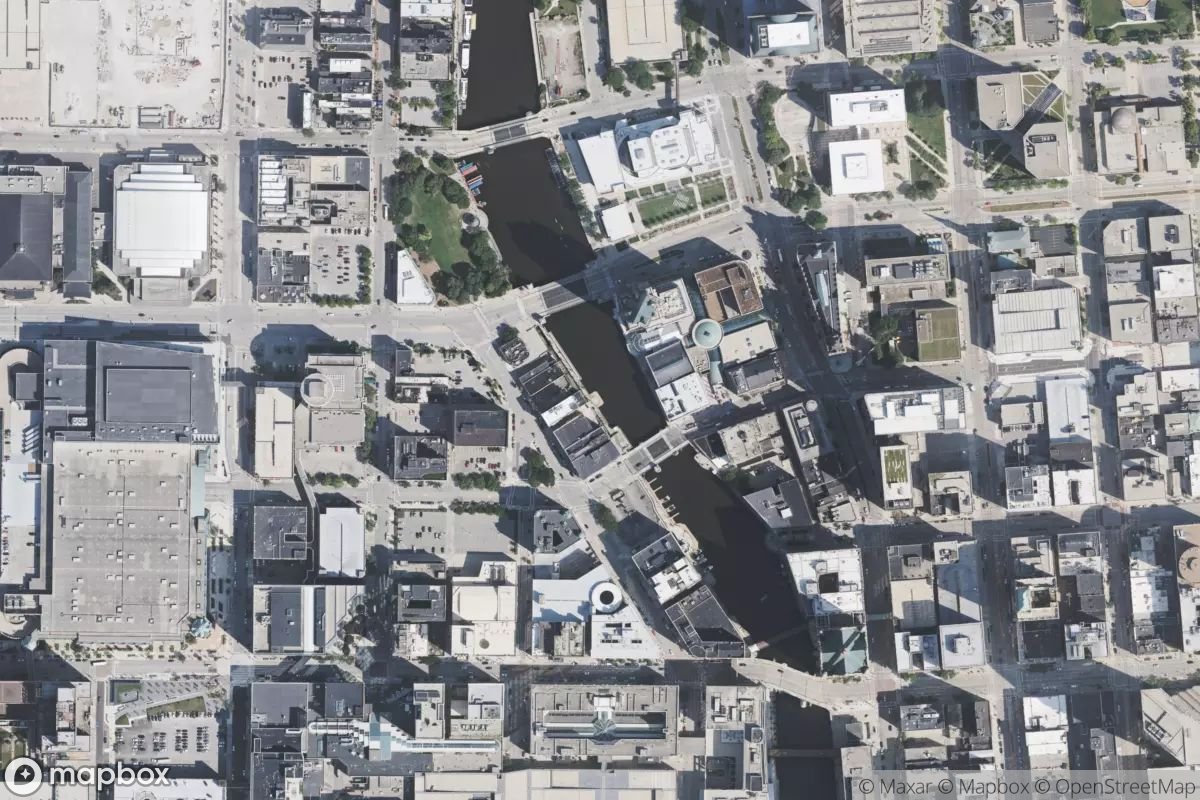 Satellite view of Marina at 43.0409, -87.9122