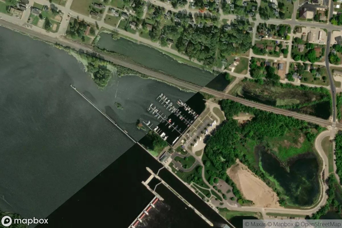 Satellite view of Marina at 44.0016, -91.4372