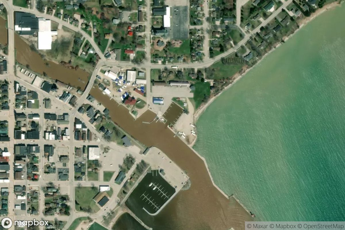 Satellite view of Marina at 44.6095, -87.4326