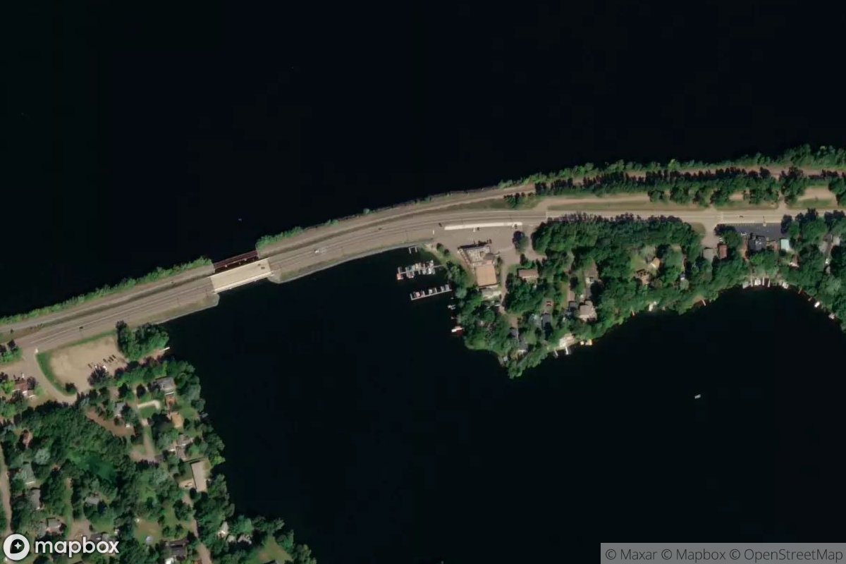 Satellite view of Marina at 44.9257, -91.3127