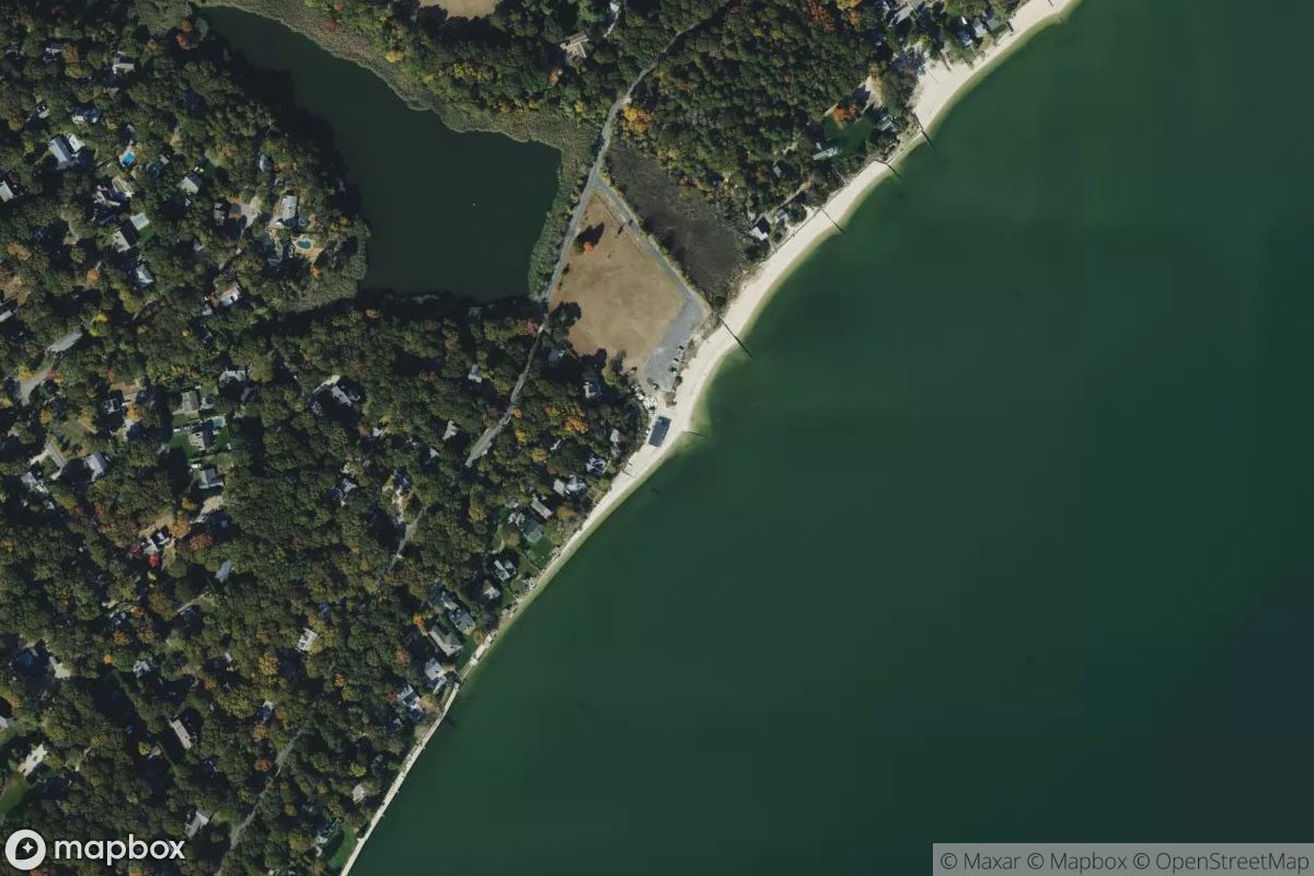 Satellite view of Mattituck Yacht Club