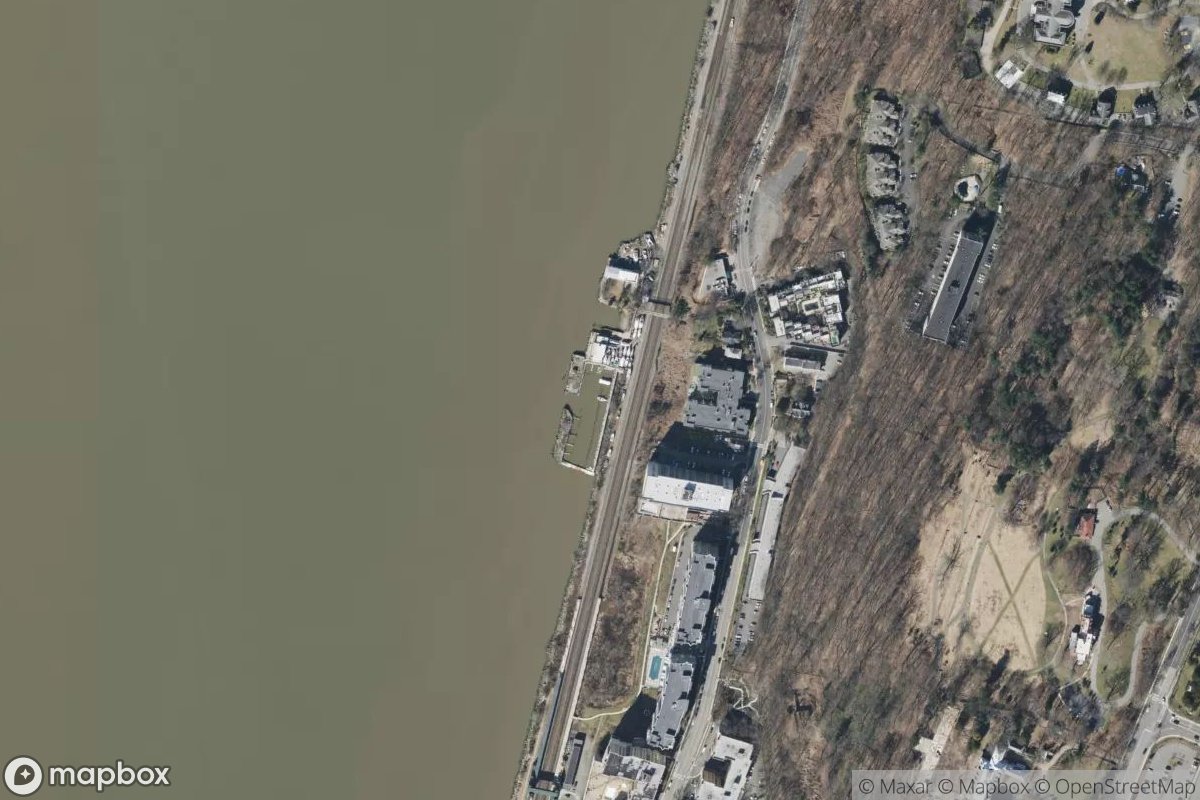 Satellite view of Yonkers Yacht Club